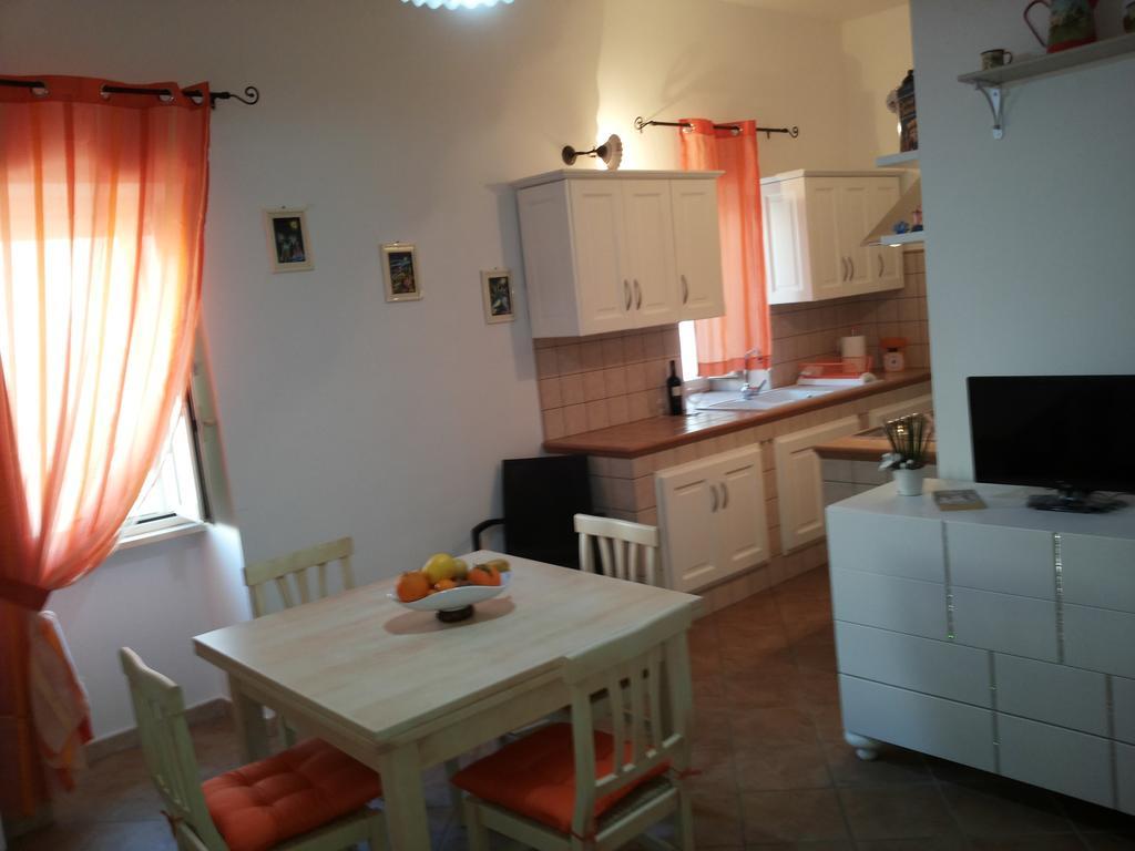 Appartamento Perla Dello Ionio Галиполи Стая снимка